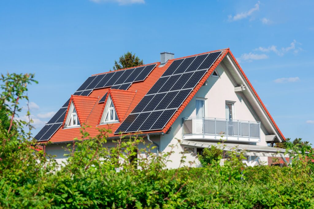panneaux solaires qui réduisent la facture énergétique 